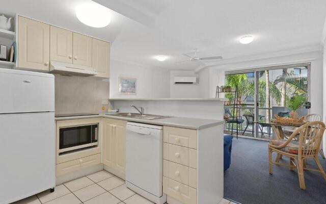 Burlington Holiday Apartments