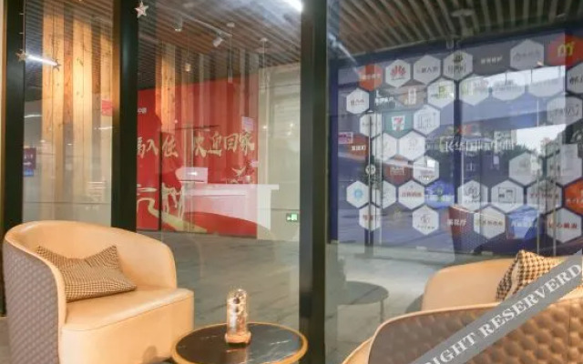 Wanji International Apartment (Foshan Changhua)