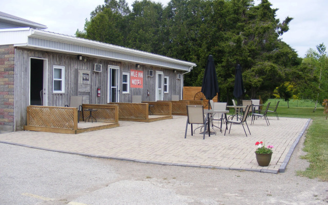 Mile Inn Motel