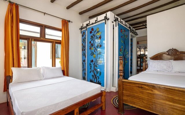Asante Sana Beach Cottages