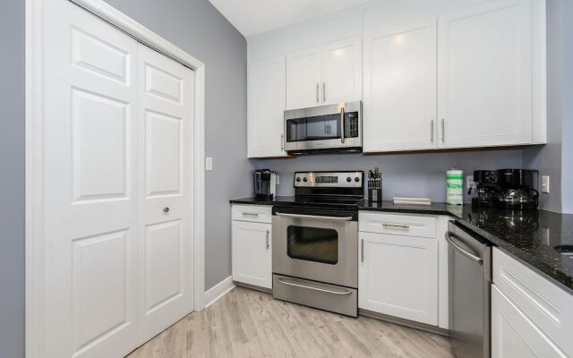 Northshore 960/960A* (2G) - 3BR 3BA - (8)