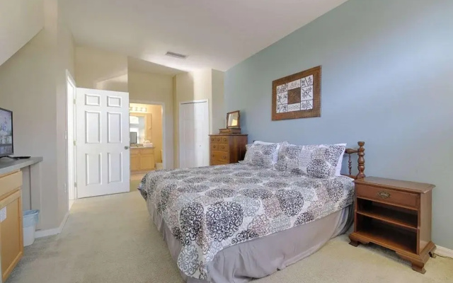 8422 Emerald Island
