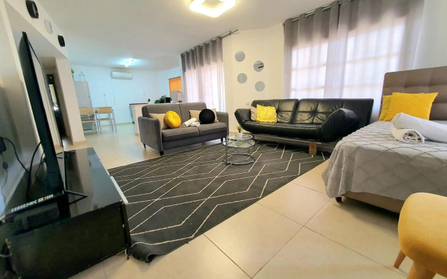 Barak Royal suites 20 Garden jacuzzi