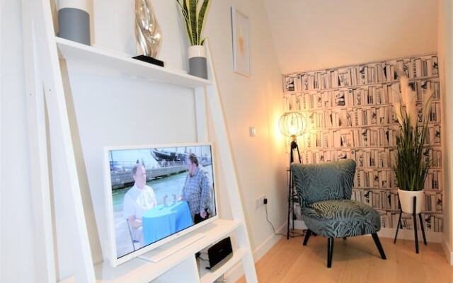 Primrose Apartment - yourapartment