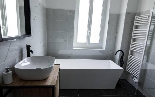 La Villa de l'Etoile jacuzzi privé chauffé à 37°C