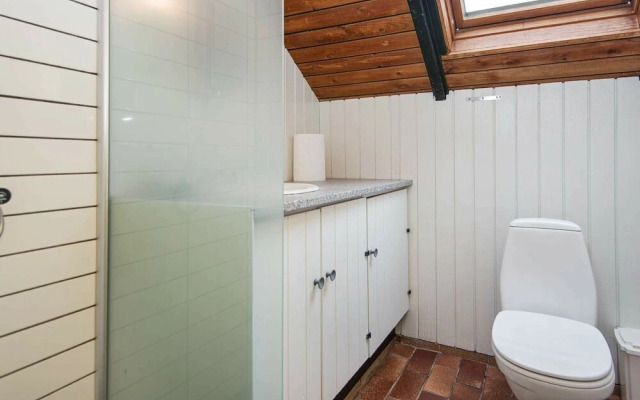 6 Person Holiday Home in Toftlund