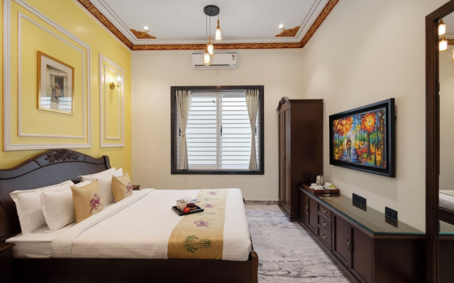 ELIVAAS Lakemount | 2 BHK with Pvt Pool at Fatehsagar Lake