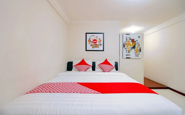 Bukit Indah Hotel & Restaurant by OYO Rooms