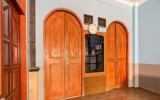 Guest House Parangtritis by OYO Rooms