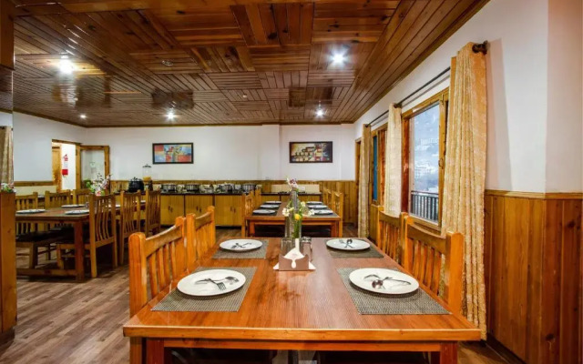 OYO 4581 Hotel Prini Palace