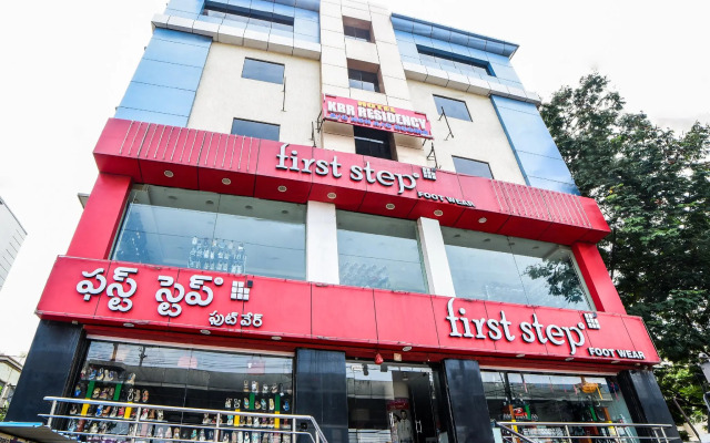 OYO 15752 KBR Residency