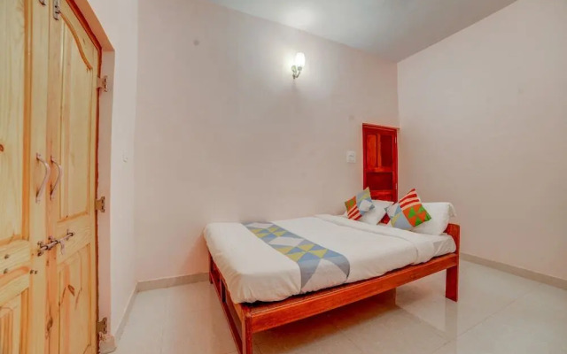 OYO Home 19884 Enticing 2BHK Mandrem