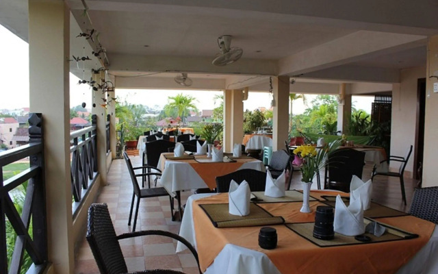 Siem Reap Riverside Hotel