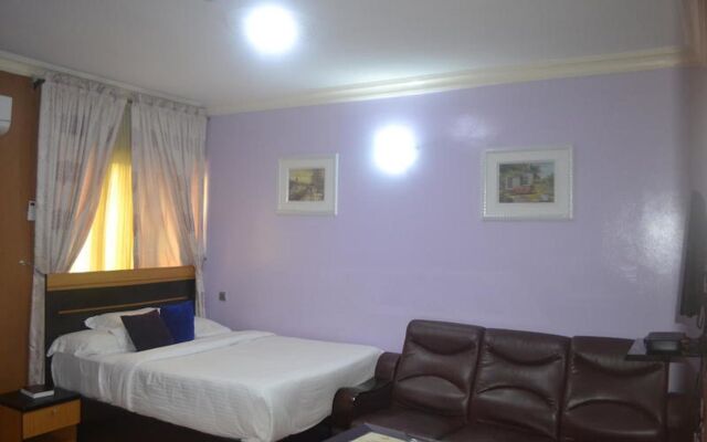 Sweet Savor Hotels & Suites