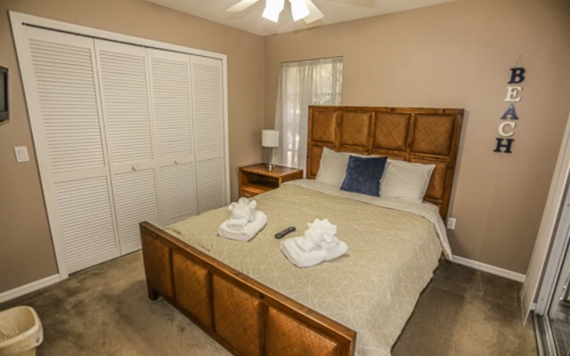 154 Connecticut Villa B