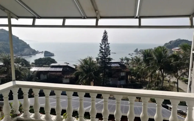 Xun Liao Bay Delta Island Hotel