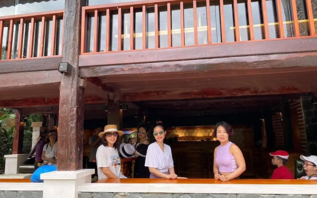 Gầm Trời Art Valley