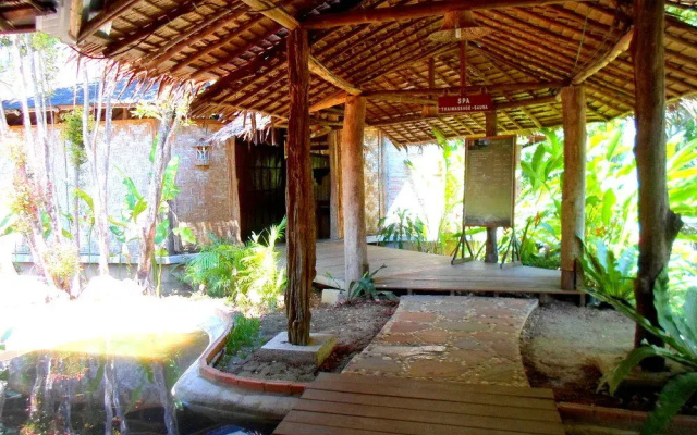 The Cliff and River Jungle Resort