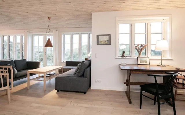 8 Person Holiday Home in Blavand
