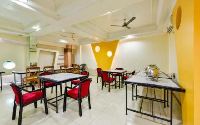 OYO 9095 Hotel Kanishka