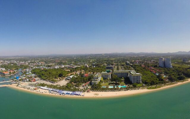 X2 Vibe Pattaya Seaphere Residence