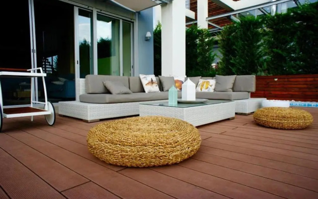 Island Villa Sani Sea View