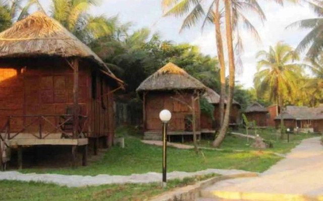 Moon Resort