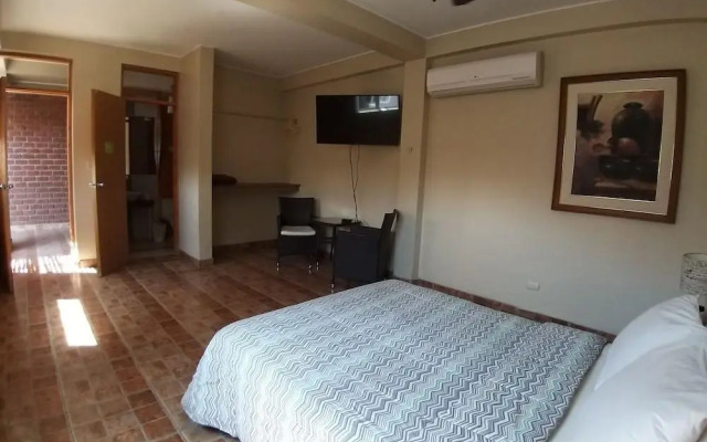 Hotel El Huacachinero