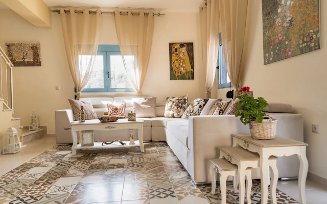 Lindos Luxury Retro Villas
