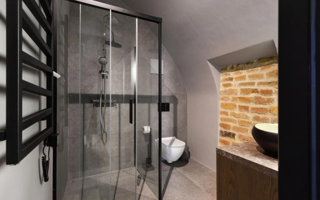 #stayhere - Historic Vilnius Old Town Chic Studio