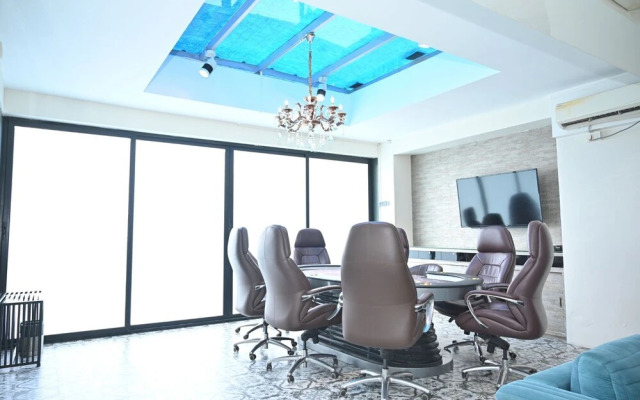 Urvi Banquets & Guest House