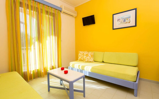 Raisakis Apartments