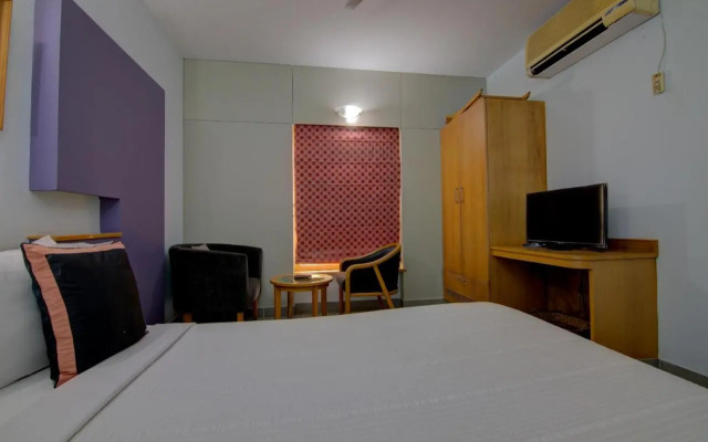 Tristar Service Apartments