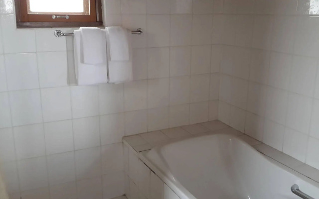 Golden Island Cottages Thale-U Hotel
