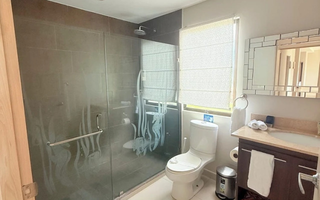 Jaco Bay 8th Floor Unit