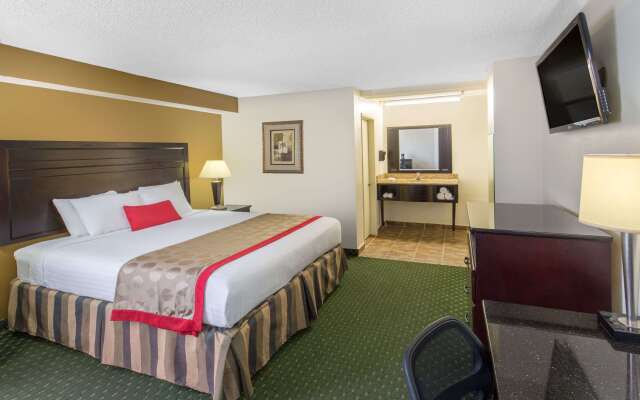 Ramada by Wyndham Ontario