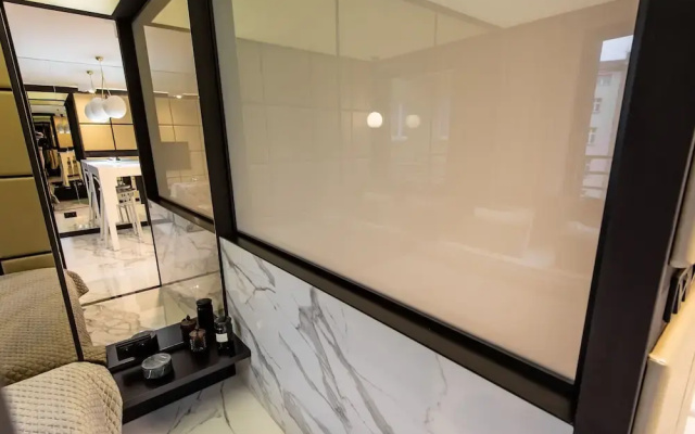 Super Apartment with Hot Tub