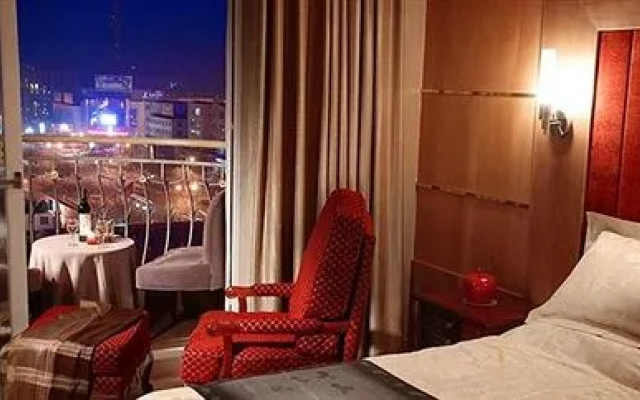 Jiugang Hotel (Jiayuguan Guancheng Fangte Phase 2 Huaboyuan)