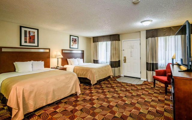 Quality Inn Redding near I-5