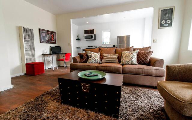 Furnished Los Angeles Apartments