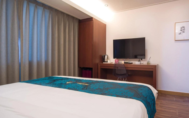 Namsan Hill Hotel