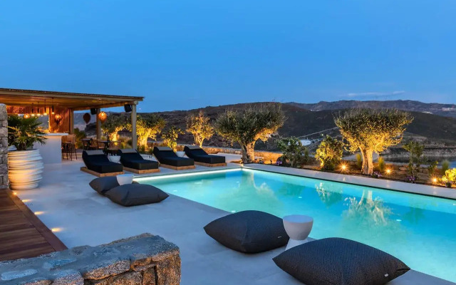 Panormos Bay Suites