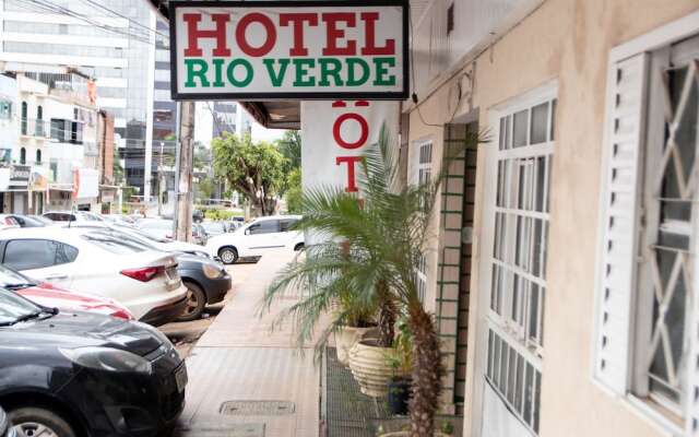 Hotel Rio Verde