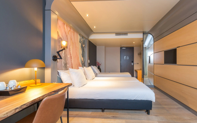 Leonardo Hotel Almere City Center