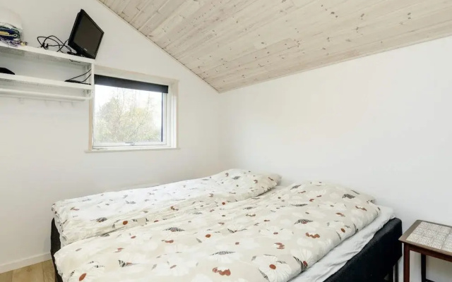6 Person Holiday Home in Vaeggerlose-by Traum