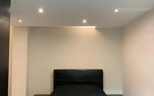 Elegant City Centre Apartment