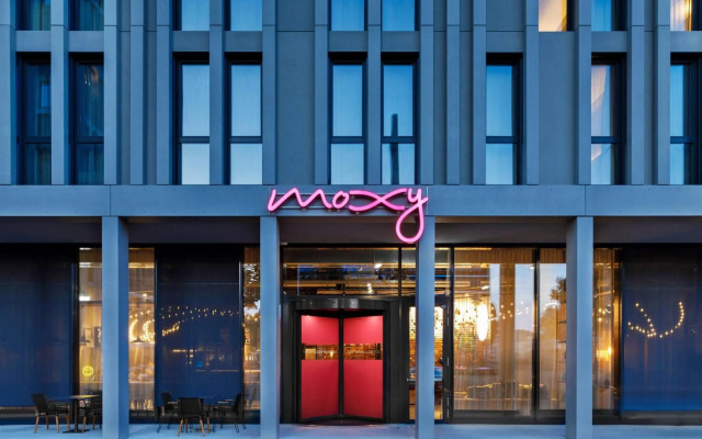 Moxy Bern Expo