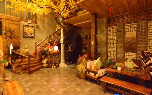 Zhangjiajie Baihui Living Inn