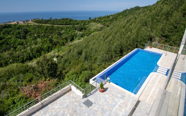 Apartment Altezza