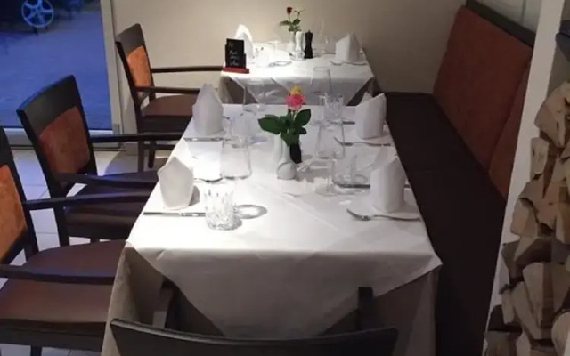Lamex Inn Hotel And Restaurant